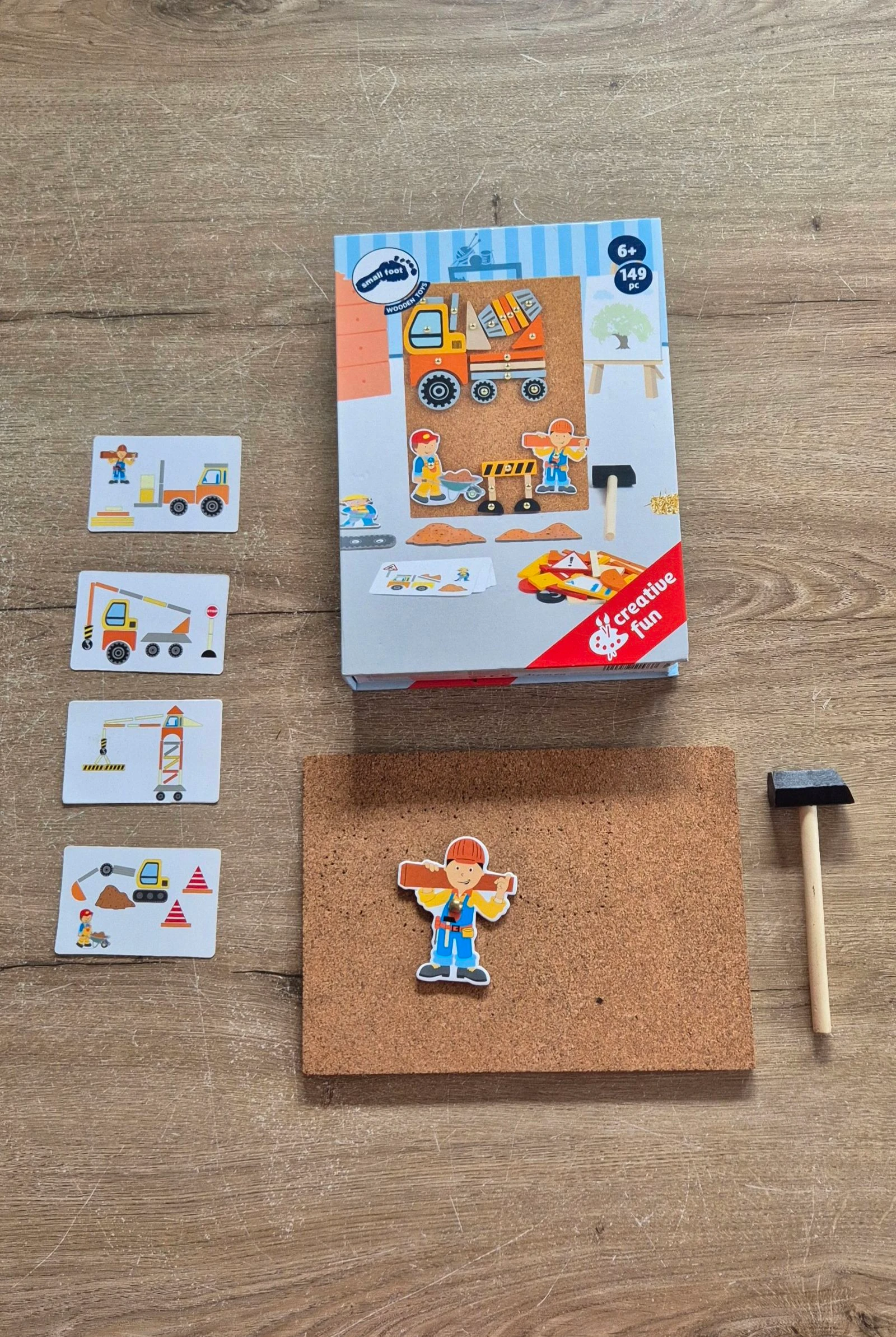 Jeu de marteau avec clous : Chantier